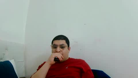 Snapshot of badboixx chatting on February 6, 10:37 am badboixx online show from February 6, 10:37 am