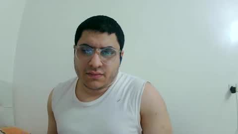 Snapshot of badboixx chatting on February 14, 5:03 pm badboixx online show from February 14, 5:03 pm