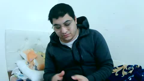 Snapshot of badboixx chatting on March 1, 6:11 pm badboixx online show from March 1, 6:11 pm