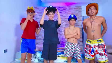 Snapshot of badboy_twinks chatting on October 20, 1:39 am badboy_twinks online show from October 20, 1:39 am