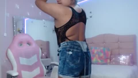 JUAN online show from April 26, 1:47 am