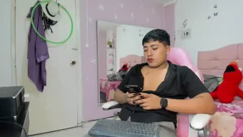JUAN online show from May 11, 2:50 am