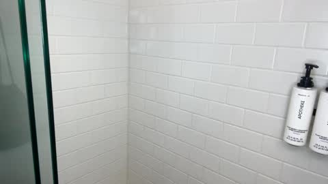 HotWifeFun32 online show from January 18, 12:58 am