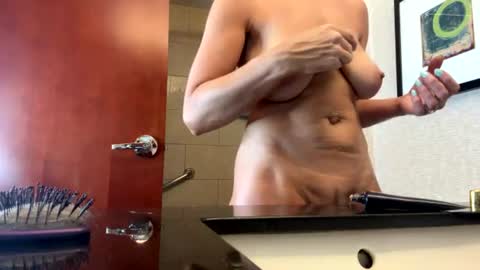 HotWifeFun32 online show from July 12, 1:29 am