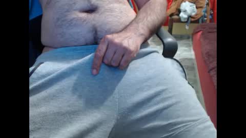 Snapshot of badbulgaro chatting on April 1, 7:55 pm badbulgaro online show from April 1, 7:55 pm