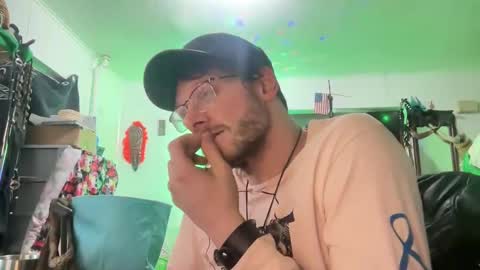 baddaddy215 online show from December 31, 4:14 pm