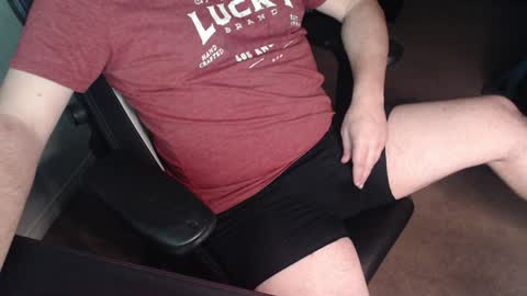 Snapshot of baddaddy77 chatting on February 3, 3:20 am baddaddy77 online show from February 3, 3:20 am