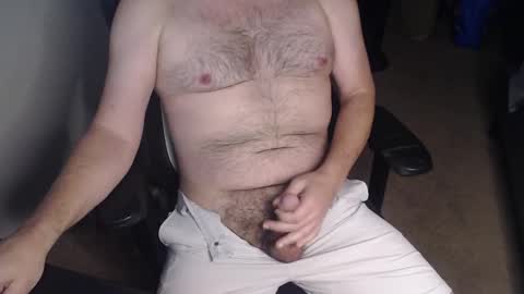 Snapshot of baddaddy77 chatting on November 24, 2:17 pm baddaddy77 online show from November 24, 2:17 pm