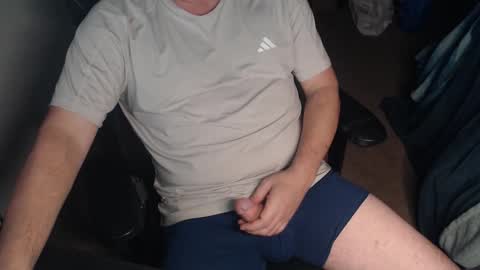 Snapshot of baddaddy77 chatting on November 30, 1:42 am baddaddy77 online show from November 30, 1:42 am