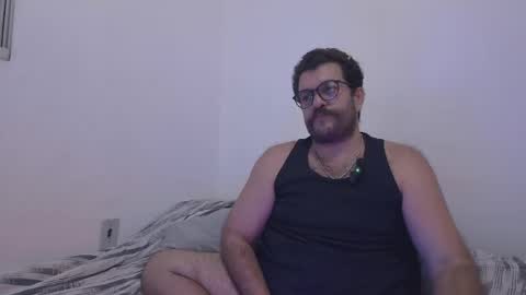 Baddaddybrazil online show from April 15, 5:03 am