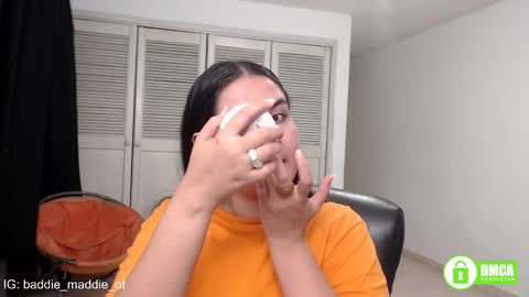 want custom text me through my snap 3  online show from October 31, 6:47 am