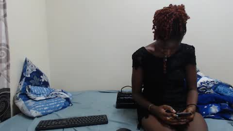 Chocolate Petite Baddie online show from March 22, 7:28 pm