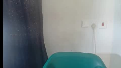 baddiebitchx online show from May 4, 12:45 pm