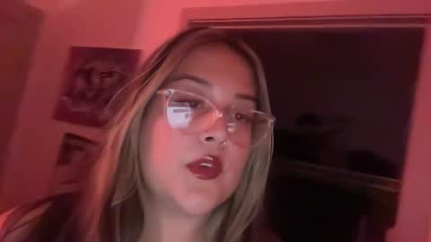 baddiemaddiee69 online show from November 30, 2:37 am