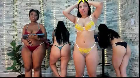 candy and dayan online show from October 18, 11:33 am