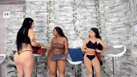 candy and dayan online show from November 8, 11:10 am