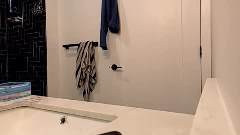 Snapshot of badgirlsclub1029 chatting on February 27, 5:07 am badgirlsclub1029 online show from February 27, 5:07 am