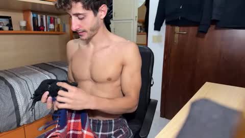 Snapshot of badguy_22 chatting on November 24, 9:36 pm Badguy online show from November 24, 9:36 pm