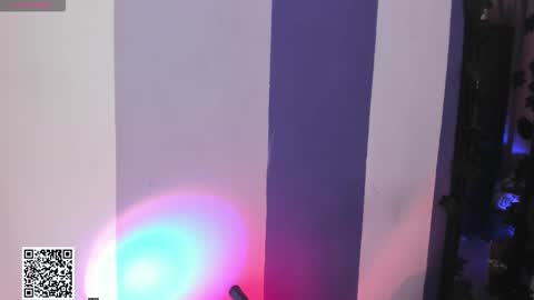        Please help me to reach 100 thumbs up online show from February 13, 7:54 pm