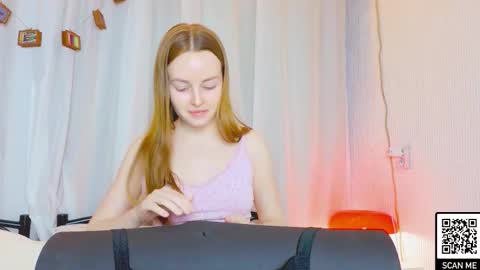 Snapshot of bae_cake_ chatting on February 2, 6:06 pm Alice online show from February 2, 6:06 pm