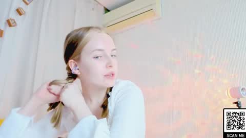 Alice online show from March 31, 4:40 pm