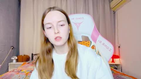 Alice online show from November 14, 7:34 pm