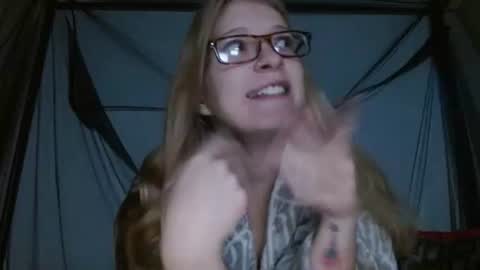 baeblondie online show from November 19, 11:21 am