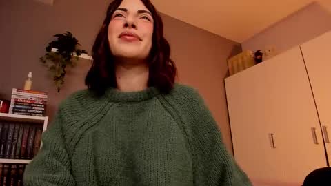 Snapshot of baeblossom chatting on December 1, 4:12 pm Blossom online show from December 1, 4:12 pm