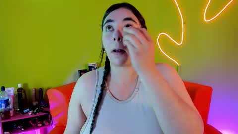 bagiolett  online show from October 10, 2:16 pm