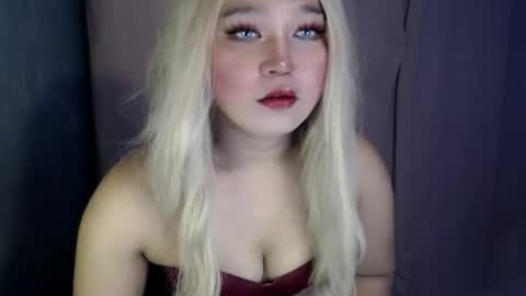 Snapshot of bahoglaway69 chatting on March 7, 2:25 pm april online show from March 7, 2:25 pm