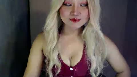Snapshot of bahoglaway69 chatting on March 16, 5:28 pm april online show from March 16, 5:28 pm