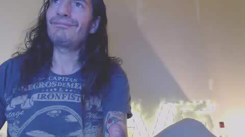 Bailey online show from March 3, 1:34 am