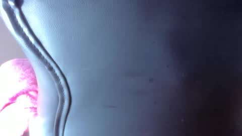 IM BAILEY online show from October 13, 6:19 pm