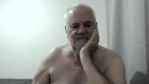 Snapshot of baker242 chatting on October 5, 11:24 pm Baker242 online show from October 5, 11:24 pm