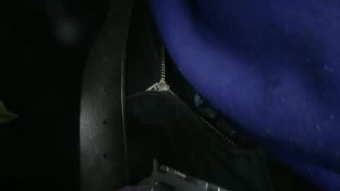 boton online show from December 17, 8:42 am