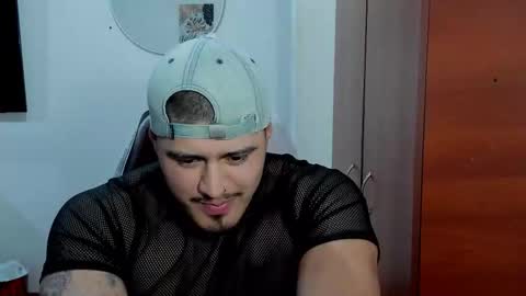 Andres -  online show from December 16, 1:32 am