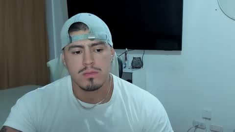 Andres -  online show from March 6, 10:01 am