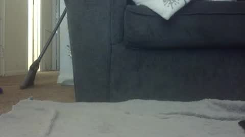 b online show from December 2, 5:52 pm