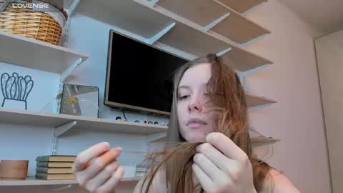 Kira online show from February 2, 5:44 pm