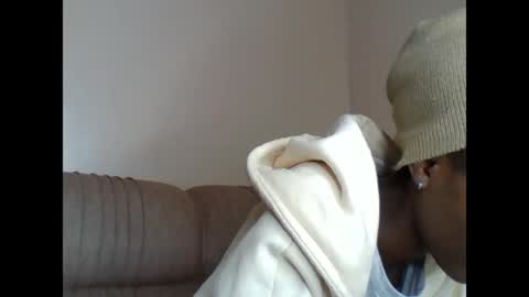 Snapshot of bambi_bunnie chatting on July 1, 9:11 am Bambi online show from July 1, 9:11 am