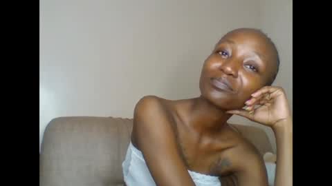 Snapshot of bambi_bunnie chatting on July 12, 9:06 pm Bambi online show from July 12, 9:06 pm