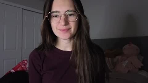 bambifarrina online show from November 4, 2:21 am