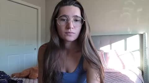 bambifarrina online show from November 5, 9:15 pm