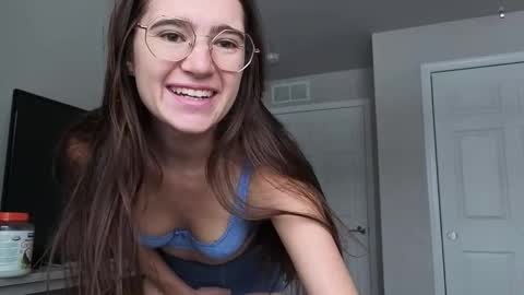 bambifarrina online show from January 17, 4:11 pm