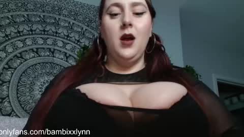 bambixxlynn online show from March 14, 11:54 pm