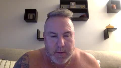 banana5289 online show from December 10, 11:19 pm