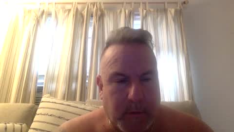 banana5289 online show from January 1, 8:26 pm