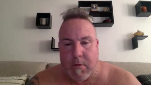 banana5289 online show from April 20, 8:32 pm