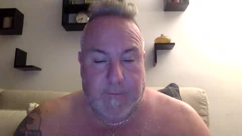 banana5289 online show from April 21, 1:42 am