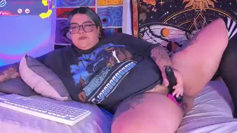 Snapshot of banana__squirt chatting on October 2, 9:00 pm Ana online show from October 2, 9:00 pm